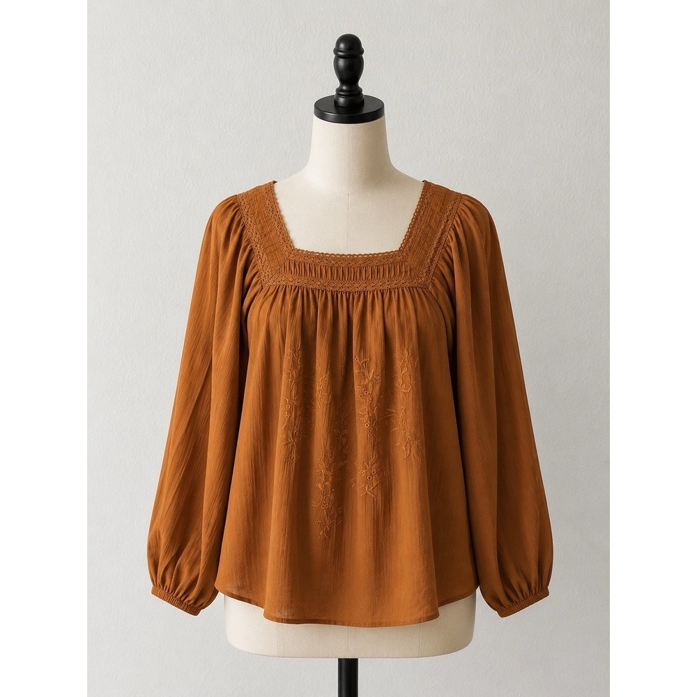 Forgotten Grace Women's embroidered Prasant Quare Neckline‎ Blouse Size L